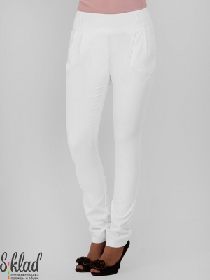 белые женские брюки с втачными карманами