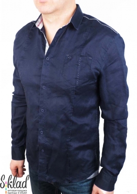 Однотонная тёмно-синяя рубашка из льня с карманом